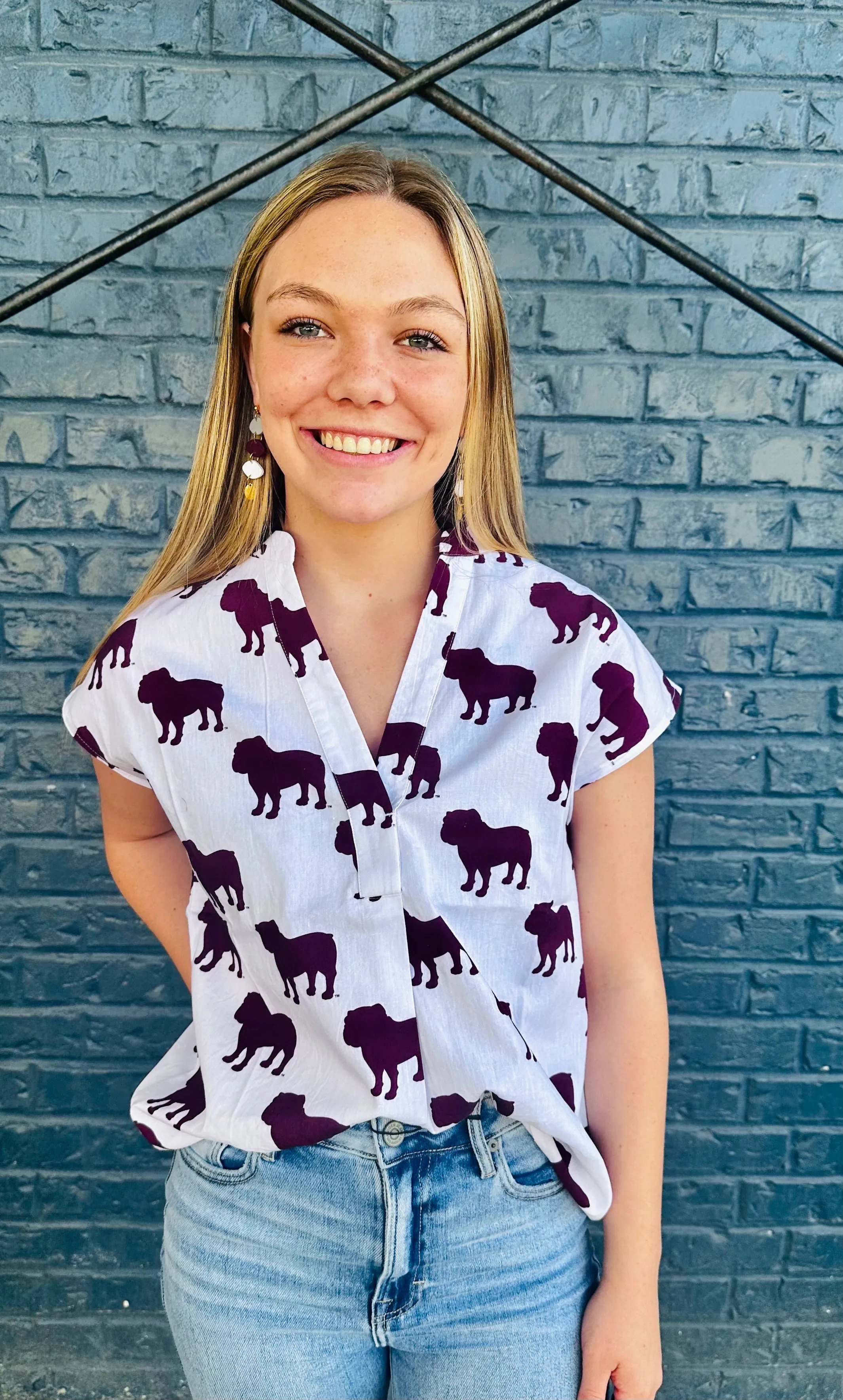 The MSU Poplin V-Neck